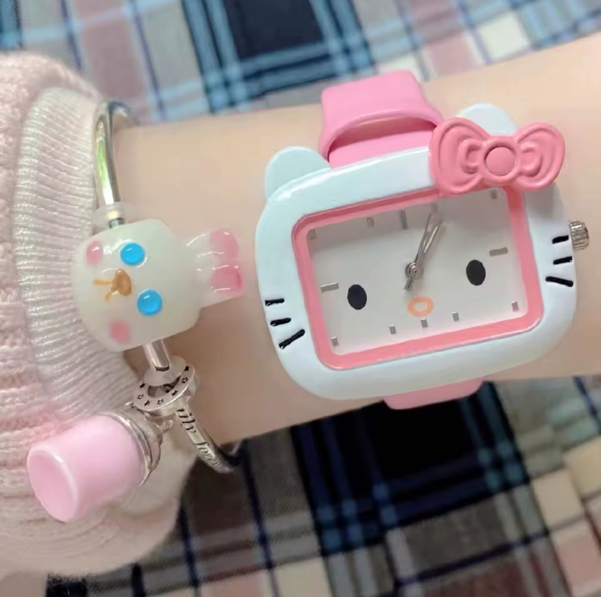 Reloj de Pulsera Diseño Gatita Kitty