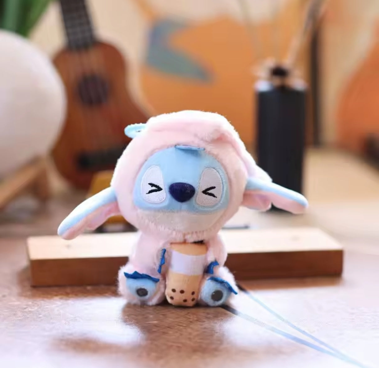 Peluche tipo Labubu Stitch