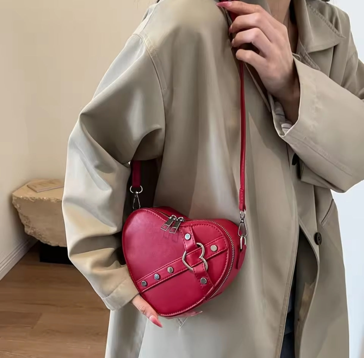 Banderola Mujer Adolescente Diseño Corazón Juvenil