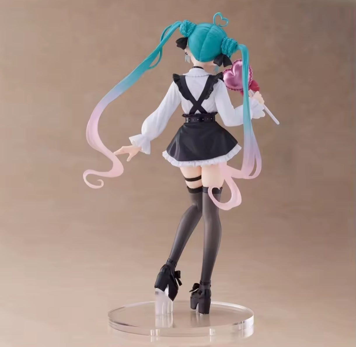 Figura de Colección Hatsune Miku 19cm