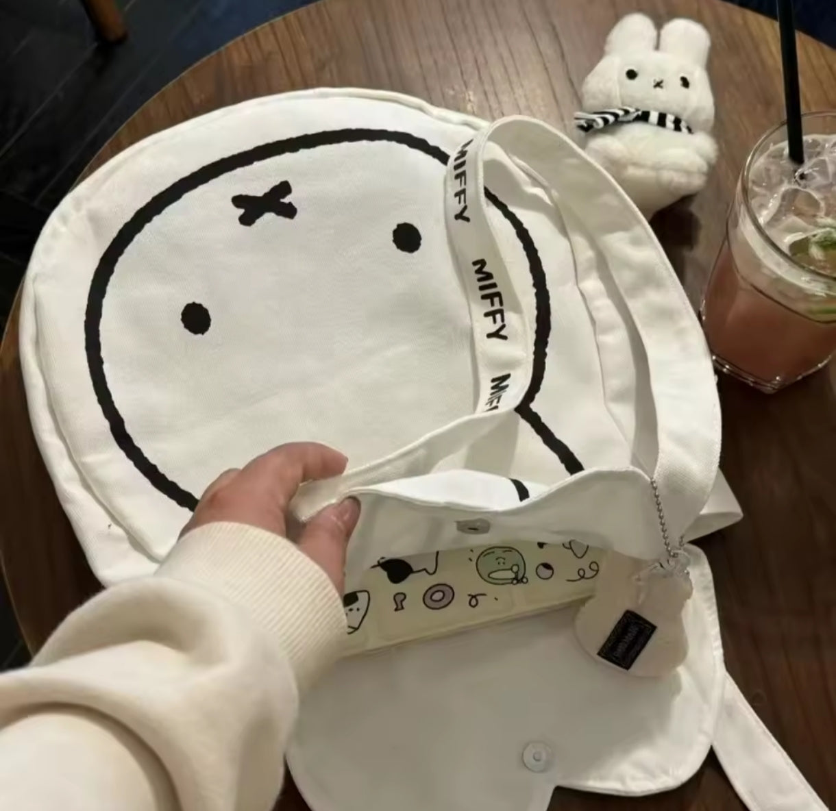 Bolso de Lona Modelo Conejito Miffy